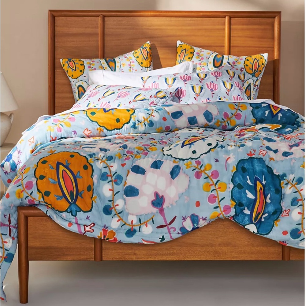 King Size Gertrude Quilt by Anthropologie - NWOT